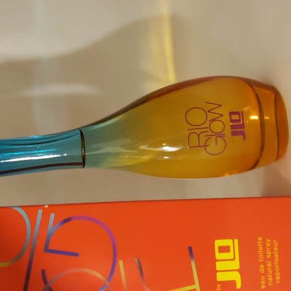 Rio Glow by JLO 3.4 fl oz edt - Picture 3 of 6